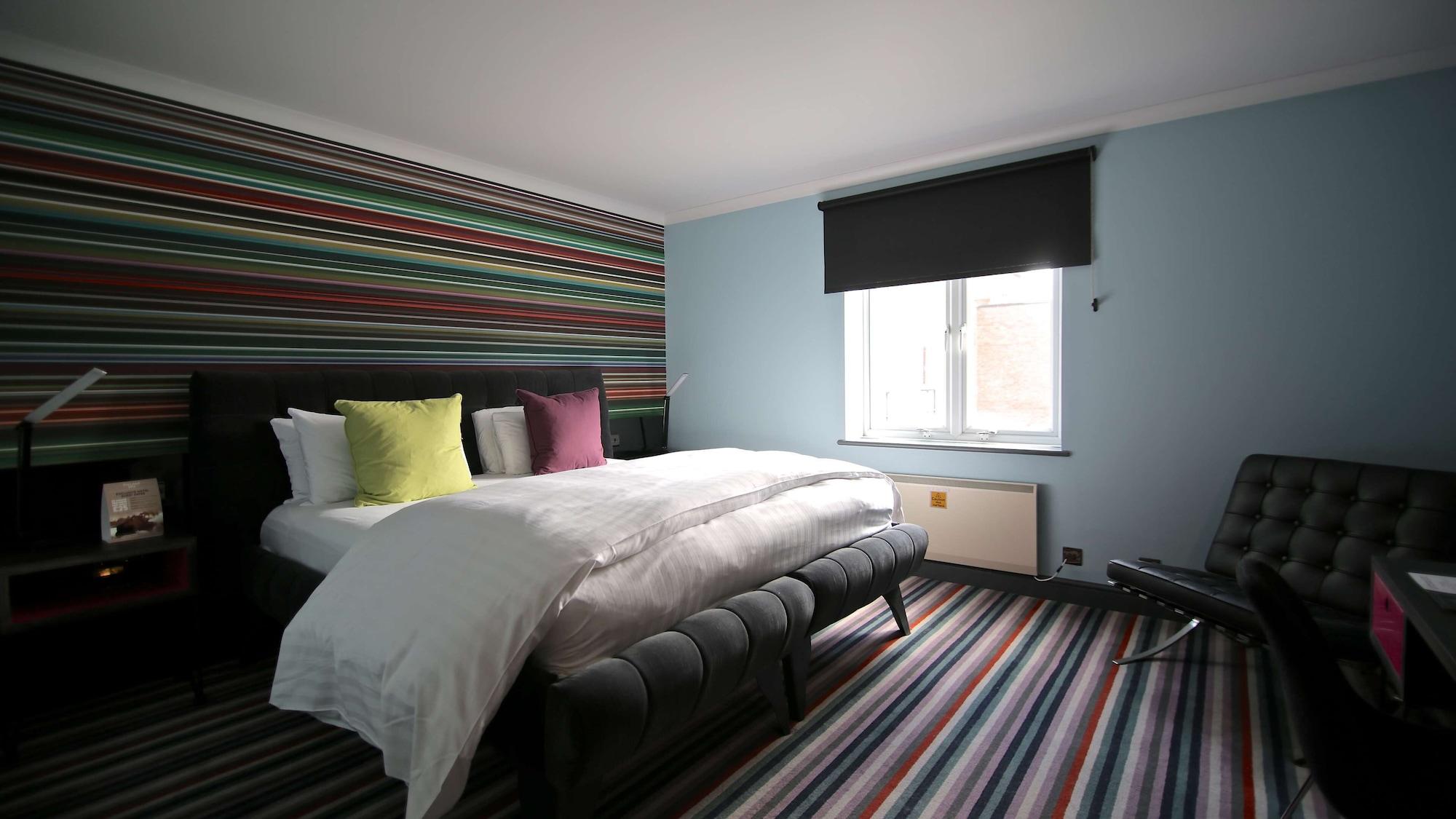 Village Hotel Leeds North Exterior foto